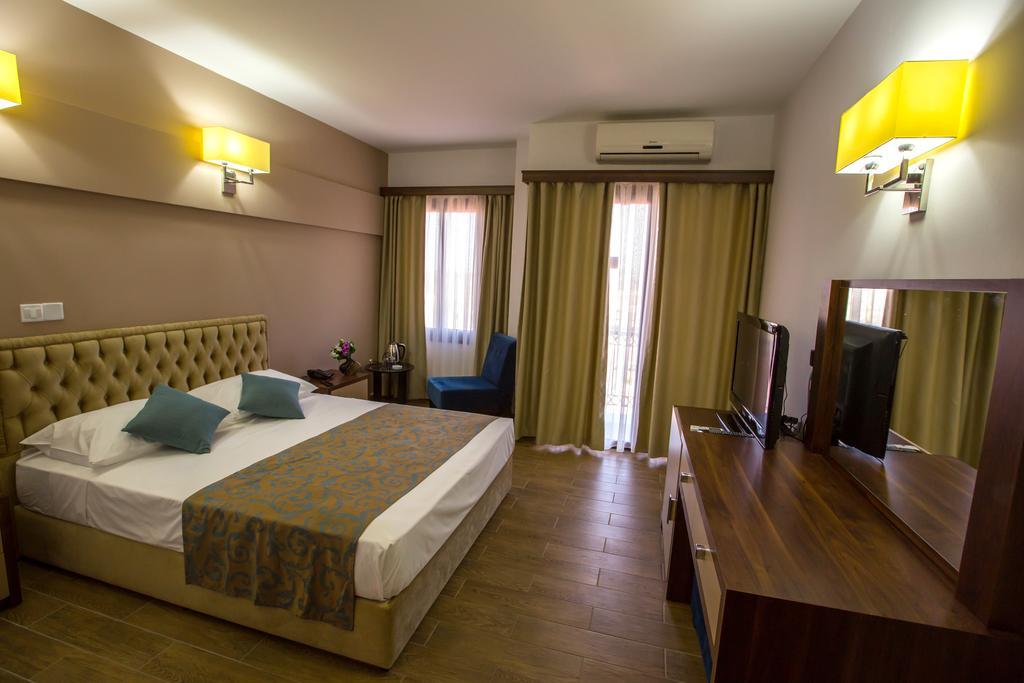 Club Simena Hotel Vasilia Екстер'єр фото