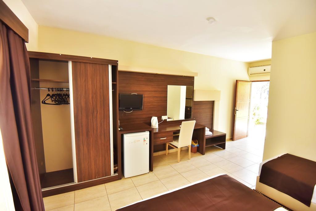 Club Simena Hotel Vasilia Екстер'єр фото